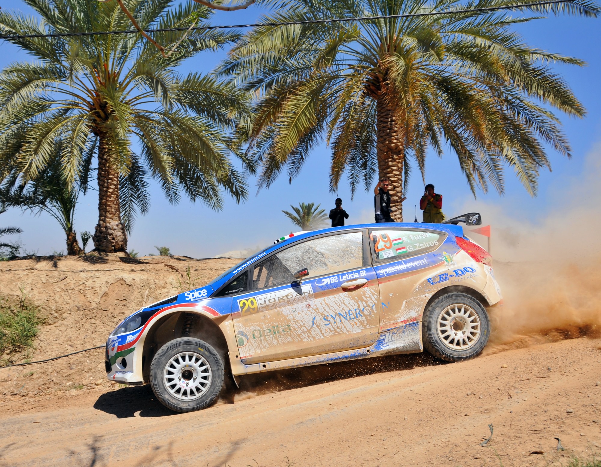 „CSAJOS KALAND” BALÁZSÉKKAL