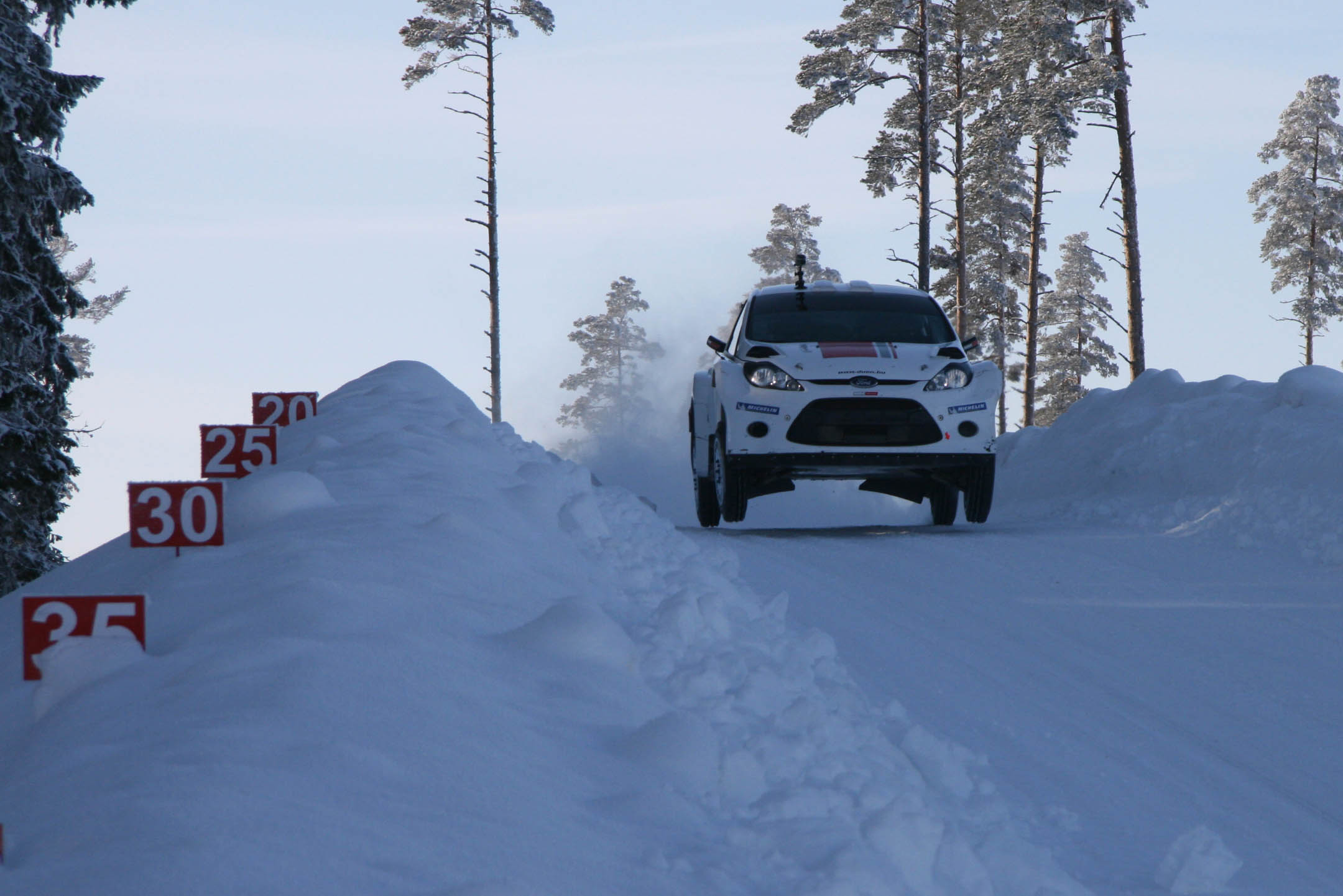 DUEN INTERJÚ FRICIVEL ÉS GABIVAL