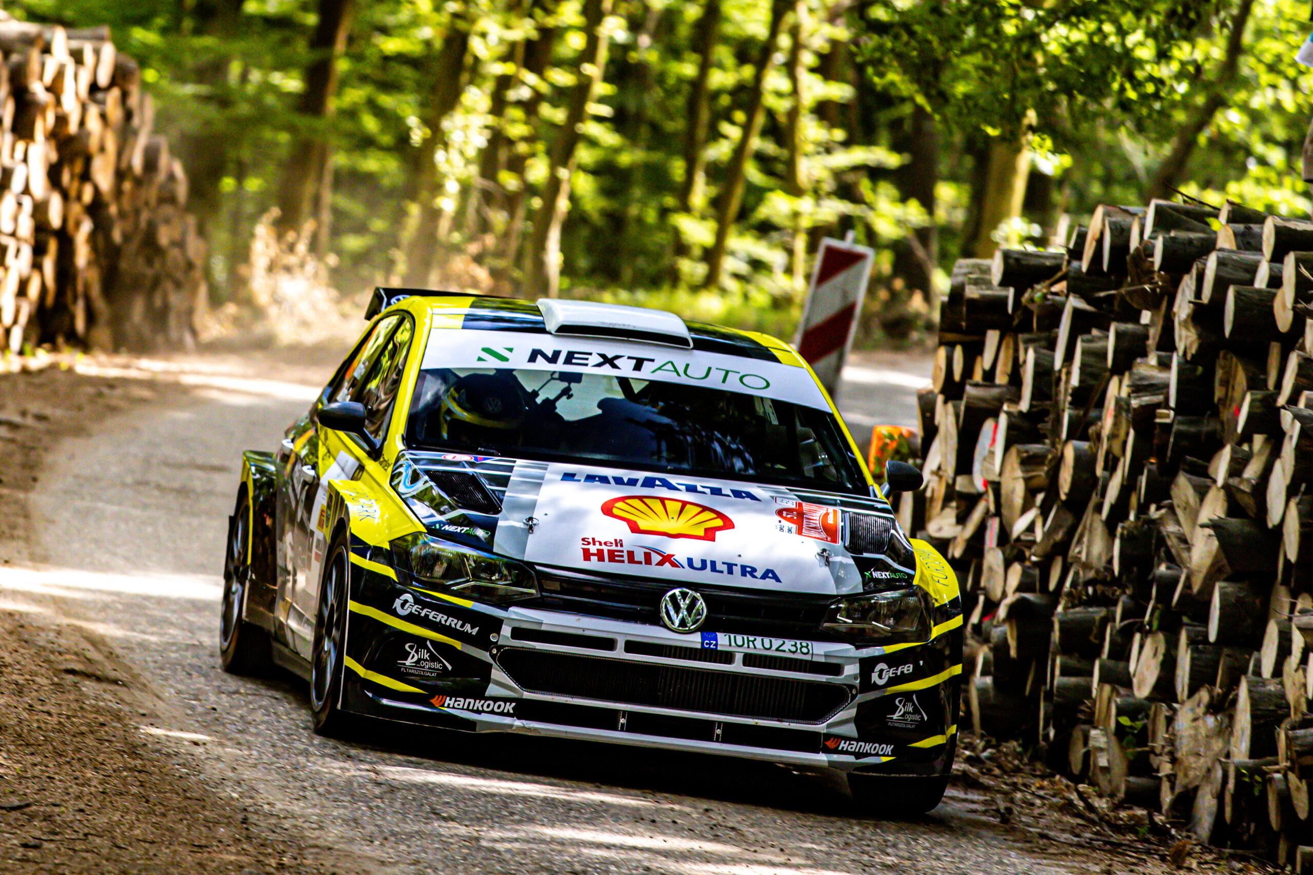 MECSEK RALLYE: NEHÉZ VERSENY UTÁN ÚJRA A DOBOGÓN