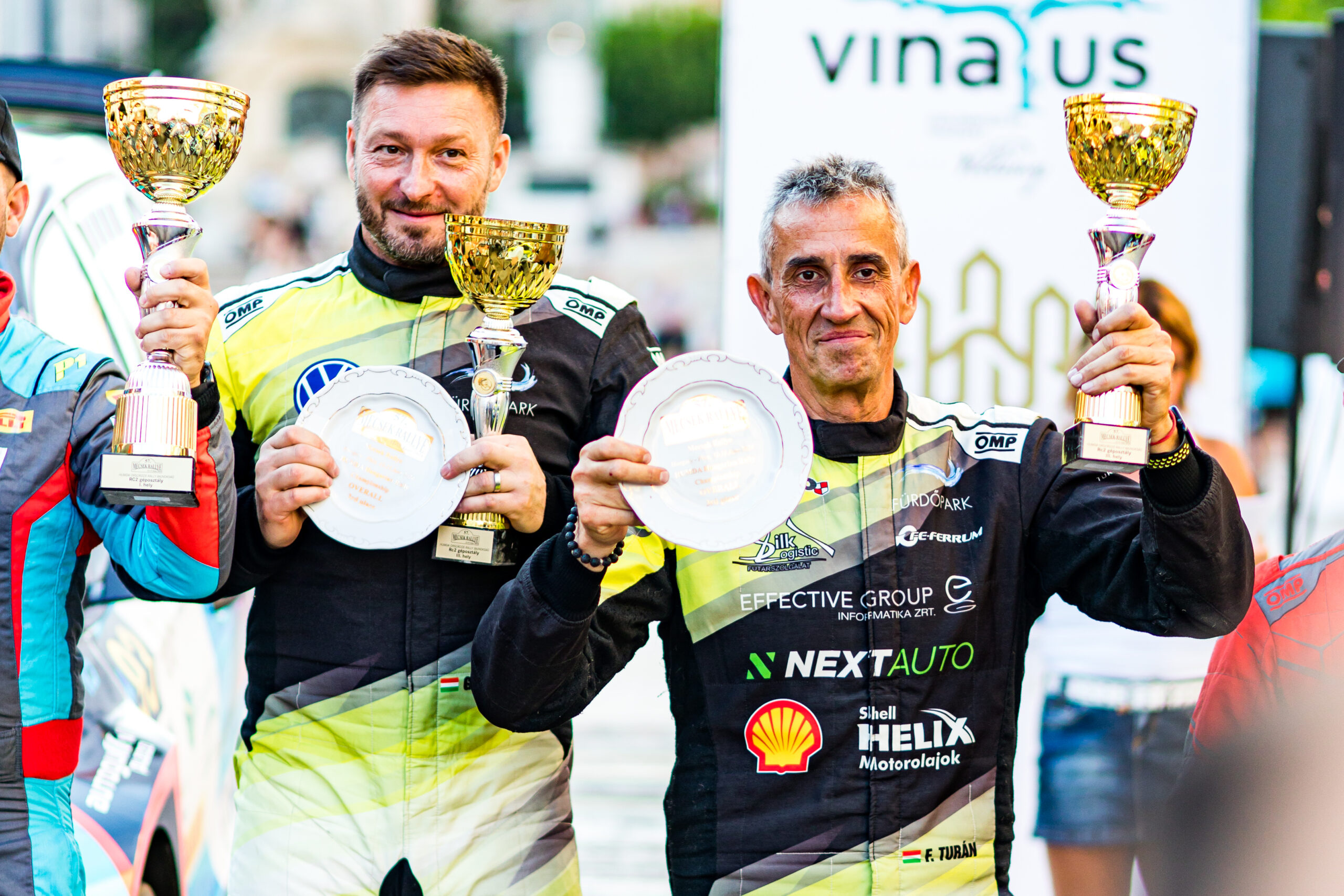 VIDEÓ: NEHÉZ VERSENY UTÁN ÚJRA DOBOGÓN! – MECSEK RALLYE 2024.