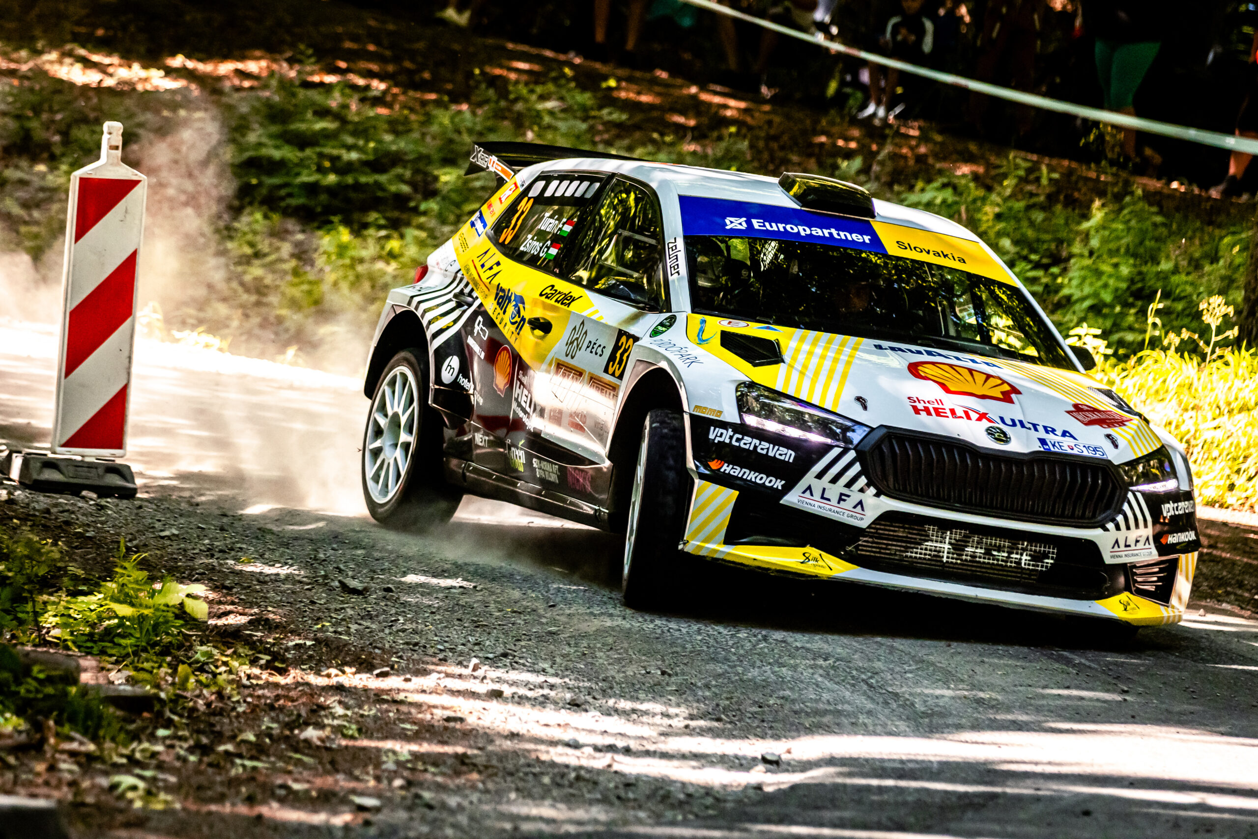 VIDEÓ: „A MECSEK NAGYON KÖZEL ÁLL A SZÍVEMHEZ” – MECSEK RALLYE 2025.