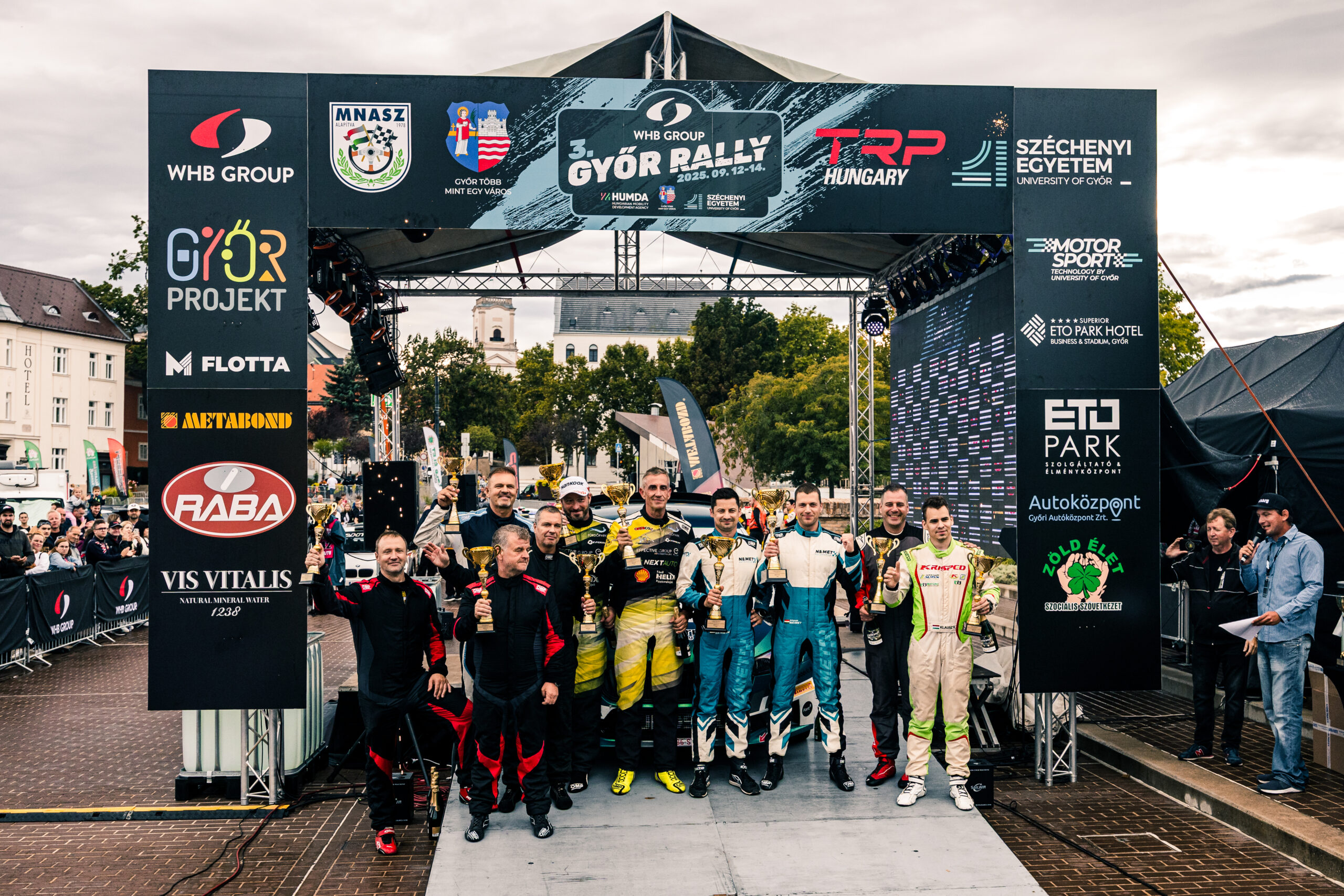 VIDEÓ: AZ UTOLSÓ GYORSASÁGI SZAKASZON DŐLT EL AZ ABSZOLÚT GYŐZELEM SORSA – GYŐR RALLYE 2025.